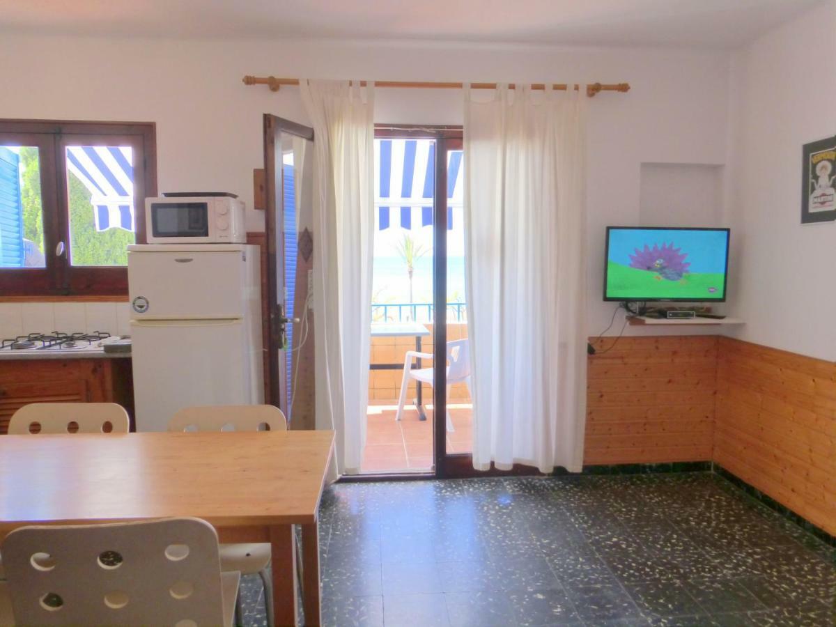 Rentalmar El Capitan Hospitalet De L'Infant Exterior photo